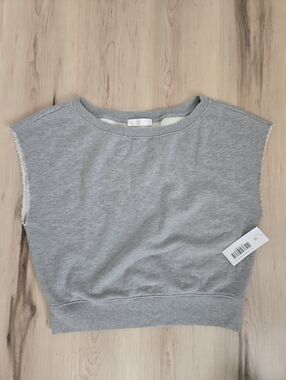 NWT Spiritual Gangster La Vida Shortsleeve Pullover, Grey, Size Medium